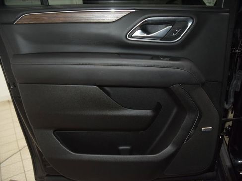 Used 2023 Chevrolet Suburban High Country AWD/4WD image 42