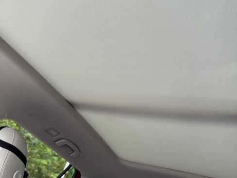 Used 2024 Volkswagen Atlas SE w/ Panoramic Sunroof Package AWD/4WD image 7
