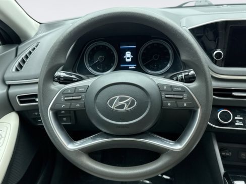 Used 2023 Hyundai Sonata SEL w/ Winter Weather Package FWD image 12