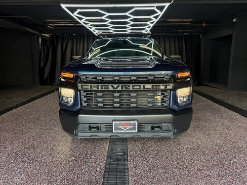 Used 2021 Chevrolet Silverado 2500 W/T w/ WT Fleet Convenience Package AWD/4WD image 2