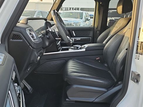 Used 2024 Mercedes-Benz G 63 AMG AMG G 63 image 12