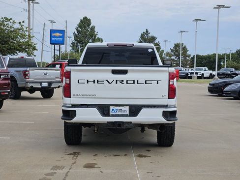 Used 2022 Chevrolet Silverado 2500 LT w/ Convenience Package AWD/4WD image 6