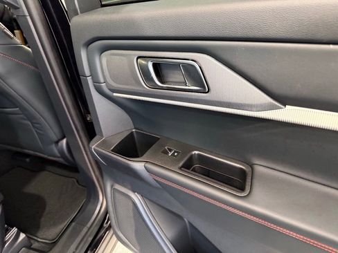 New 2026 Ford Explorer ST-Line w/ ST-Line Street Pack image 28