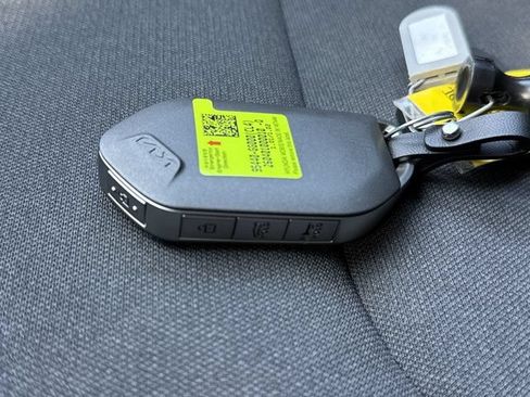 New 2026 Kia K4 FWD image 30