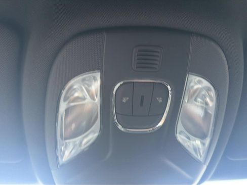 Used 2022 Jeep Compass Limited AWD/4WD image 20