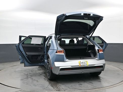 New 2026 Hyundai Ioniq 5 Limited image 32