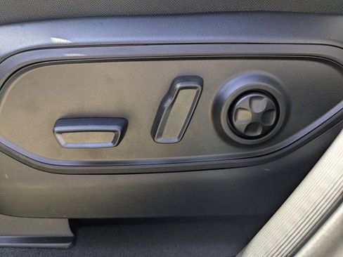New 2026 Jeep Grand Cherokee Altitude RWD image 21
