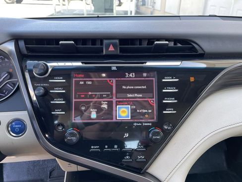 Used 2019 Toyota Camry XLE w/ Driver Assist Package FWD image 29