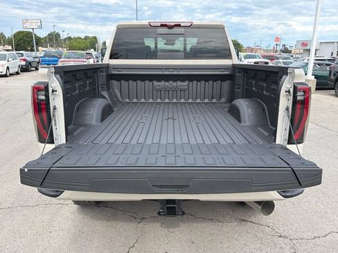 New 2026 GMC Sierra 2500 AT4 w/ AT4 Premium Plus Package AWD/4WD image 24