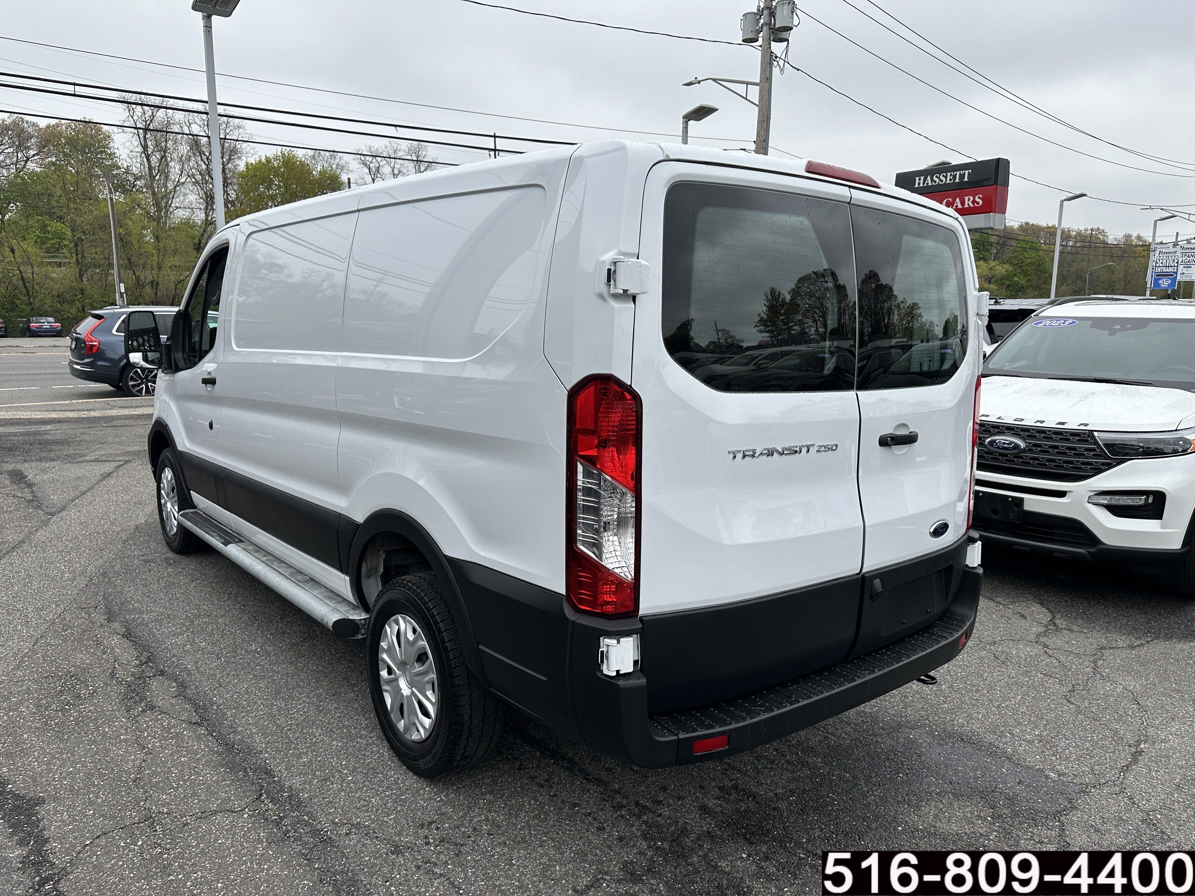 Used 2025 Ford Transit 250 Low Roof w/ Exterior Upgrade Package RWD image 7