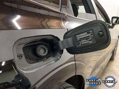 Used 2025 Volvo XC60 B5 Plus image 95