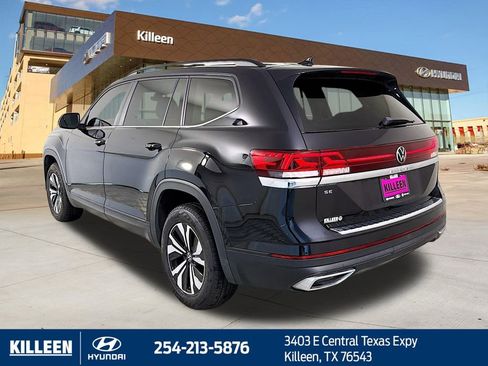Used 2024 Volkswagen Atlas SE image 5