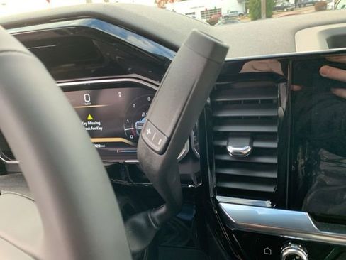 New 2026 GMC Sierra 2500 SLE image 20