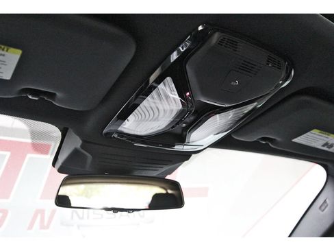 Used 2024 BMW X5 sDrive40i w/ Premium Package RWD image 25