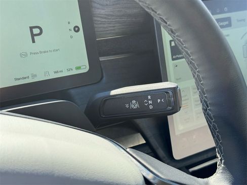 Used 2022 Rivian R1T Adventure image 29