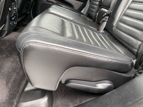 Used 2018 Jeep Grand Cherokee Limited image 30