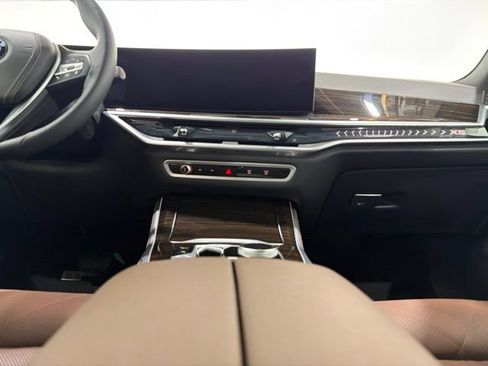 Used 2024 BMW X5 xDrive40i w/ Premium Package AWD/4WD image 35