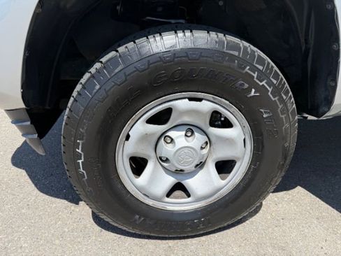 Used 2020 Toyota Tacoma SR image 22