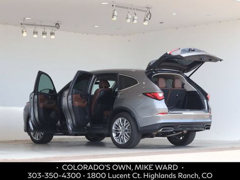 Used 2022 Acura MDX SH-AWD w/ Advance Package image 4