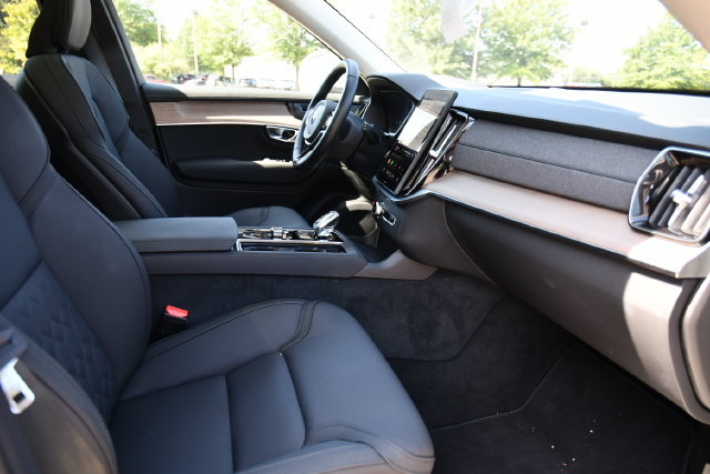 Used 2026 Volvo XC90 B6 Plus AWD/4WD image 36