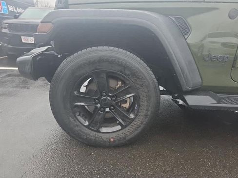 Used 2022 Jeep Wrangler Unlimited Sport image 6