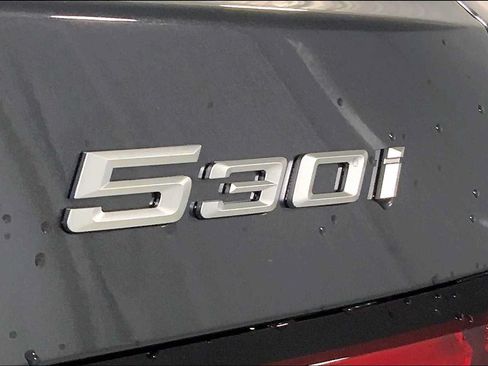 New 2026 BMW 530i xDrive w/ Premium Package AWD/4WD image 15
