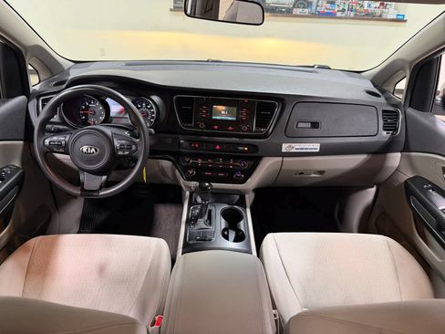 Used 2016 Kia Sedona LX FWD image 56