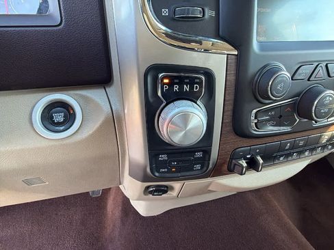 Used 2016 RAM 1500 Laramie w/ Convenience Group image 13