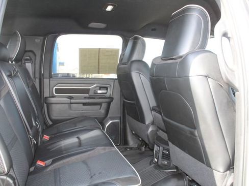 Used 2025 RAM 2500 Laramie AWD/4WD image 20