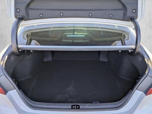 Used 2019 Toyota Camry XSE image 6