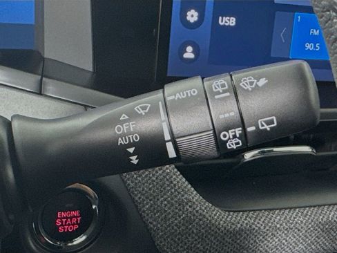 Used 2026 Subaru Outback Premium AWD/4WD image 13