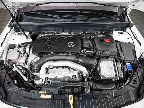 Certified 2026 Mercedes-Benz GLB 250 image 4