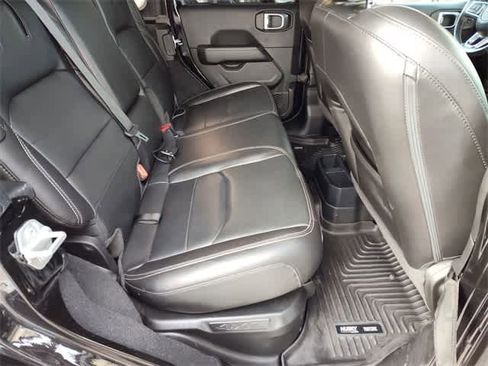 Used 2021 Jeep Wrangler Unlimited Sahara w/ Cold Weather Group image 20