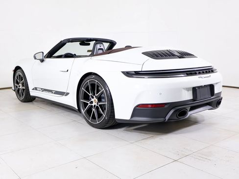 Certified 2025 Porsche 911 Carrera T RWD image 3