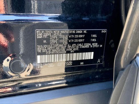 Used 2024 Toyota RAV4 XLE w/ Weather Package AWD/4WD image 33