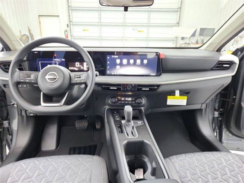 New 2026 Nissan Kicks SV w/ SV Premium Package image 24