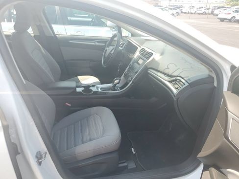 Used 2016 Ford Fusion S FWD image 9