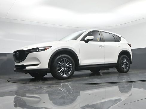 Used 2021 MAZDA CX-5 Touring image 51