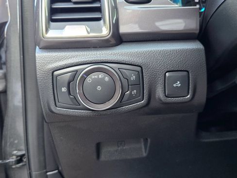 Used 2019 Ford Ranger Lariat w/ Equipment Group 501A Mid AWD/4WD image 14