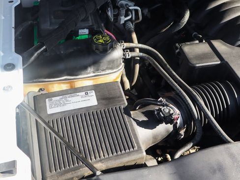 Used 2018 Chevrolet Silverado 1500 LT w/ All Star Edition image 11