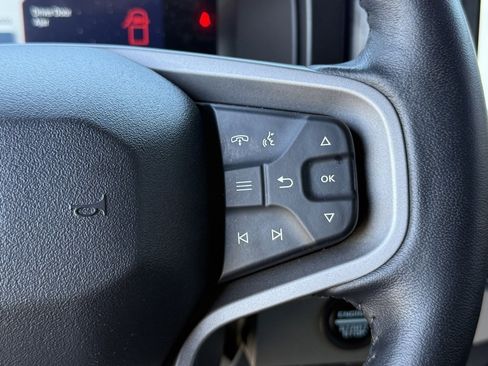 Used 2023 Ford Bronco Badlands image 22