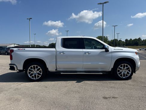Certified 2023 Chevrolet Silverado 1500 LTZ w/ LTZ Premium Package AWD/4WD image 4