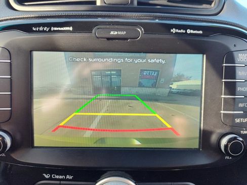 Used 2015 Kia Soul ! w/ Sun & Sound Package image 24