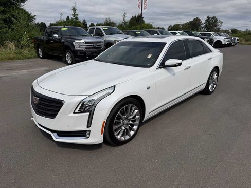 Used 2017 Cadillac CT6 Luxury AWD/4WD image 4