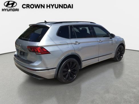 Used 2021 Volkswagen Tiguan SE R-Line FWD image 4