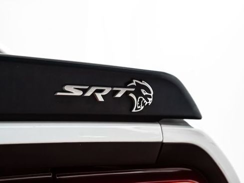 Used 2018 Dodge Challenger SRT Hellcat RWD image 13