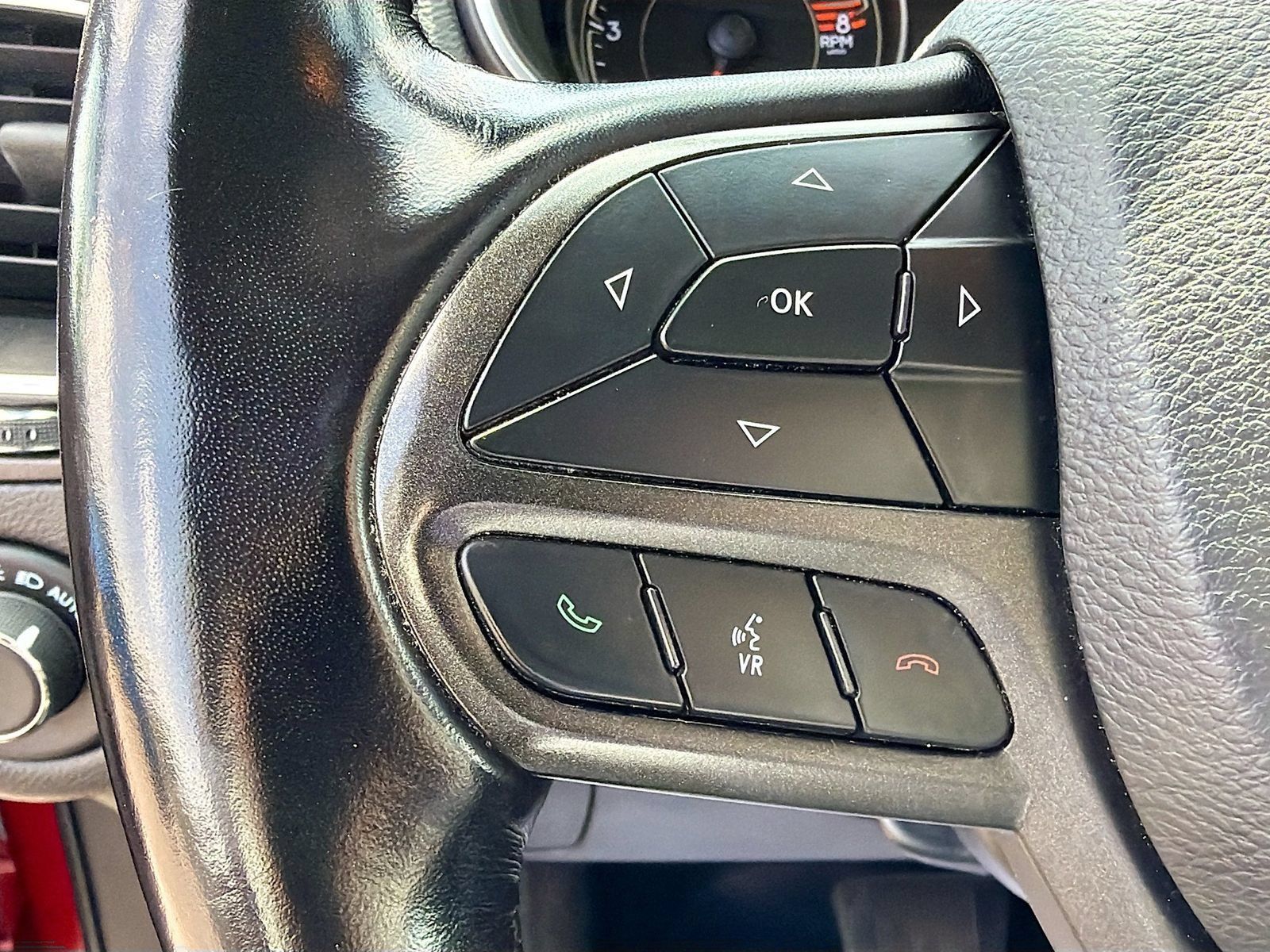 Used 2021 Jeep Cherokee Trailhawk w/ Sun, Sound & Nav Group AWD/4WD image 38