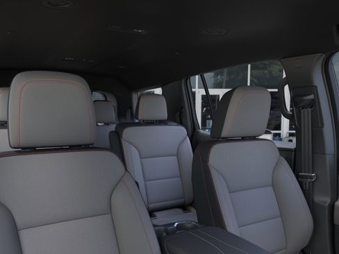 New 2026 Chevrolet Traverse LT FWD image 26