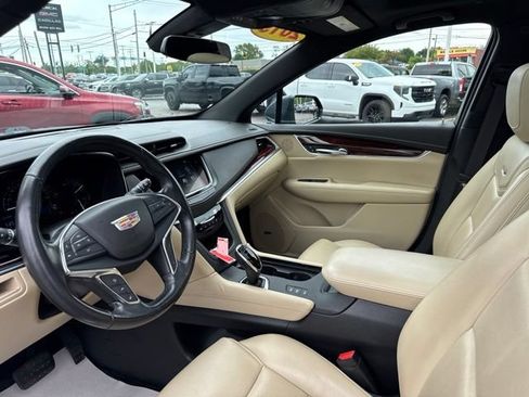 Used 2019 Cadillac XT5 Luxury AWD/4WD image 10