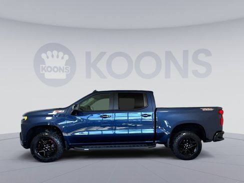 Used 2021 Chevrolet Silverado 1500 LT Trail Boss w/ Convenience Package II AWD/4WD image 2